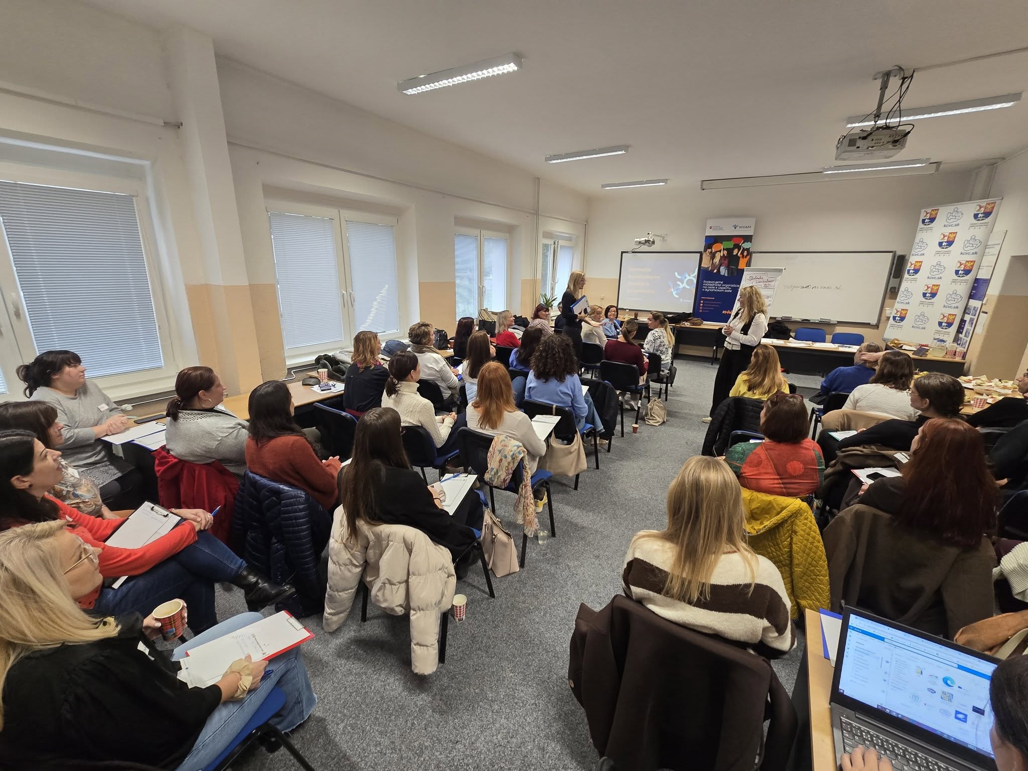 ZÁPISNICA A PREZENTÁCIA KCVČ - STRETNUTIE KOORDINÁTOROV ŠKOLSKÝCH PARLAMENTOV